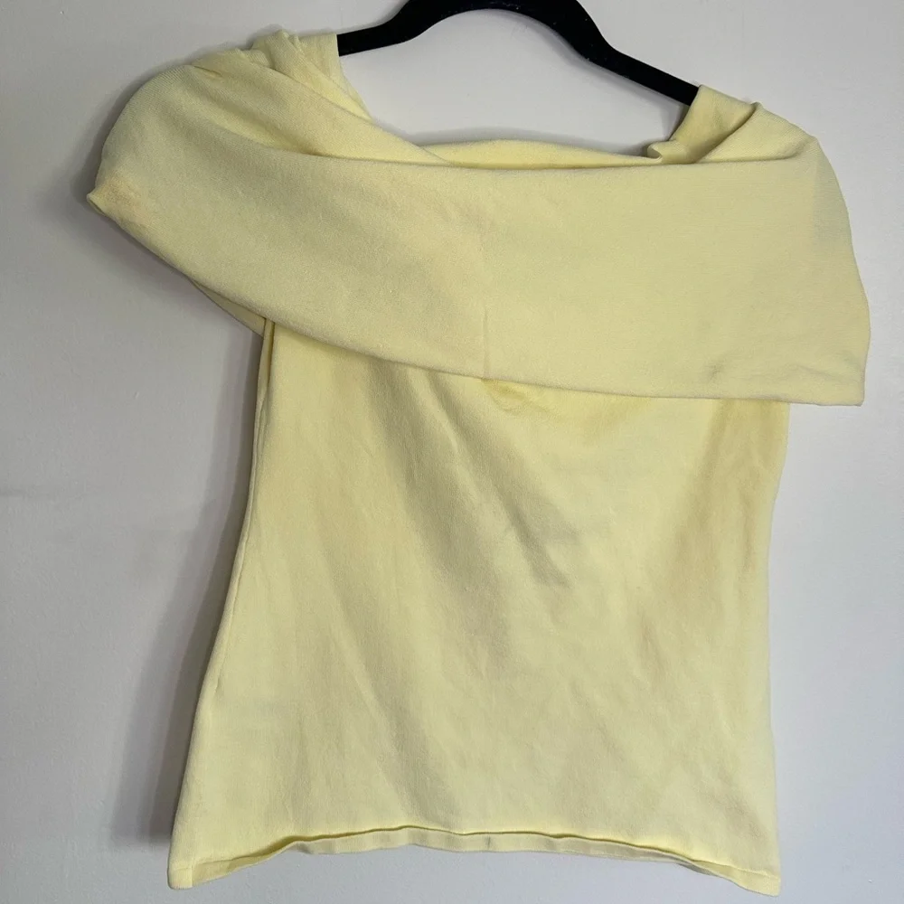 Zara Light Yellow Garment - Picture 3 of 4
